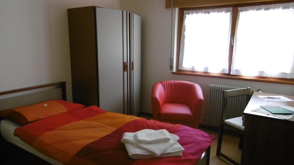 Casa Per Ferie Paola Di Rosa Arta Terme Room photo